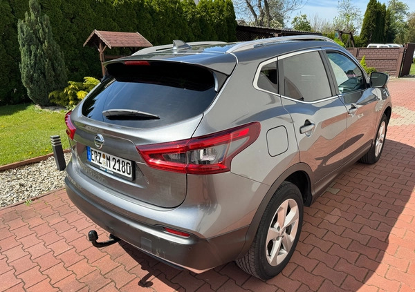 Nissan Qashqai cena 69900 przebieg: 142000, rok produkcji 2018 z Radomsko małe 232